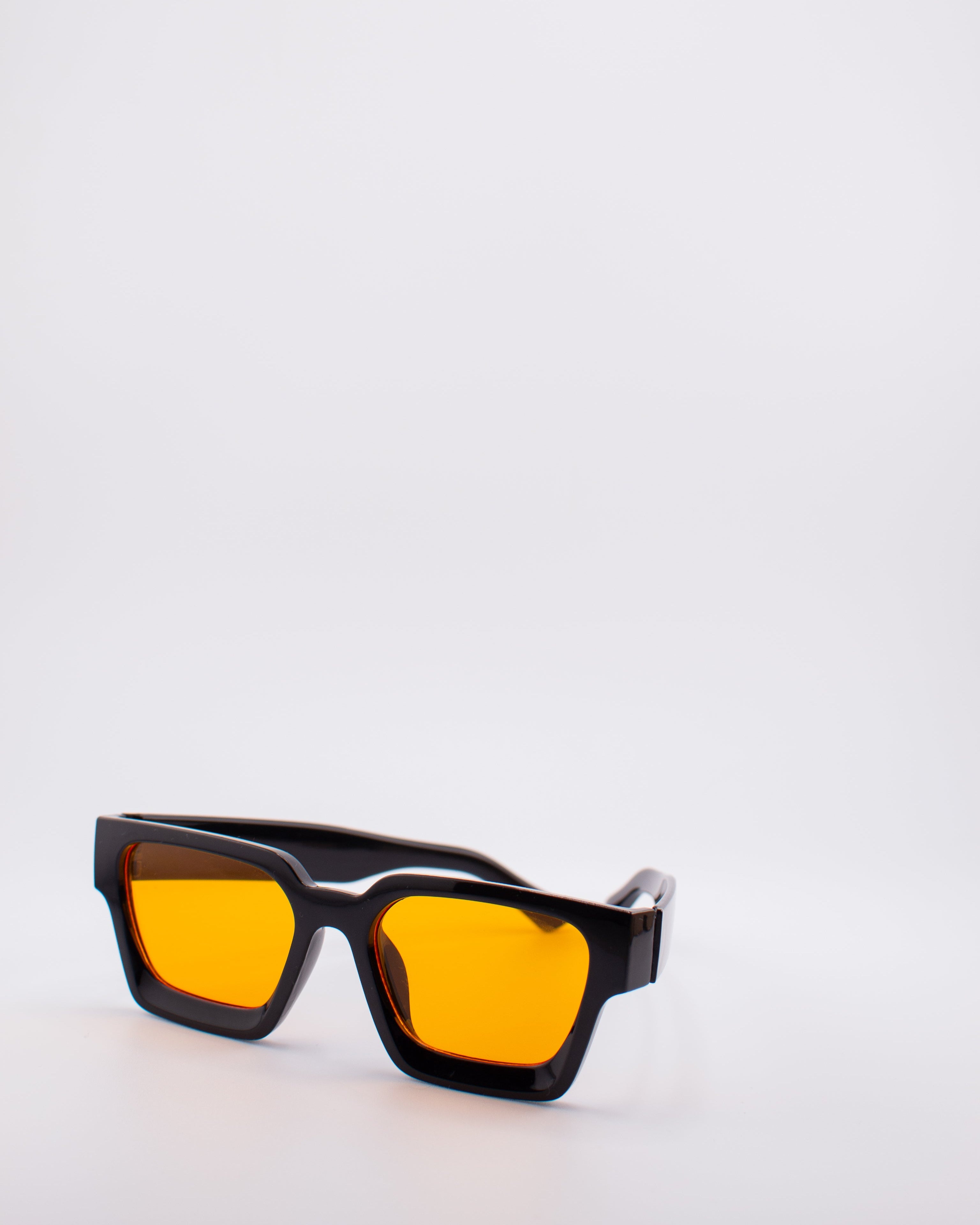 Amber Squared Sungalsses