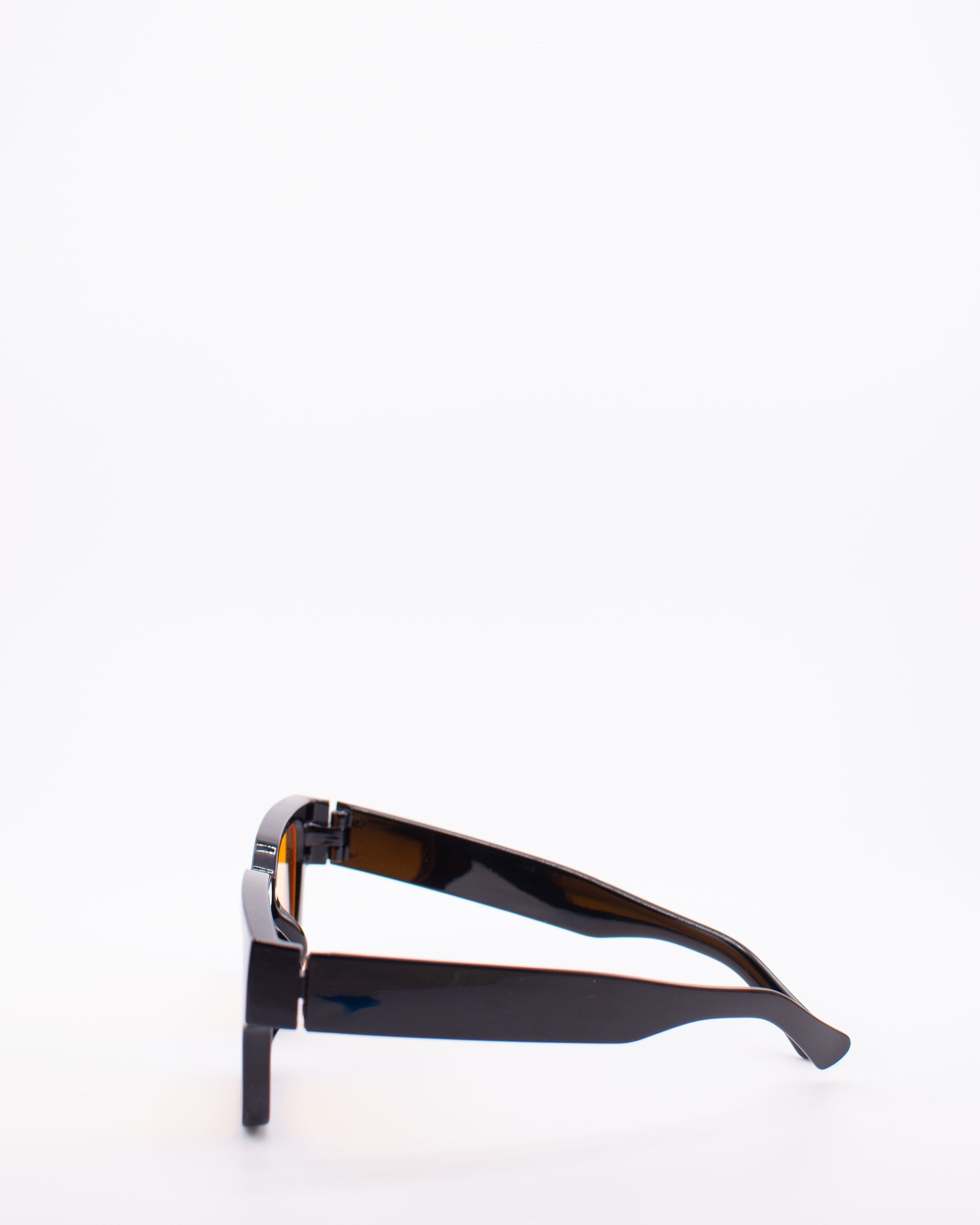 Amber Squared Sungalsses