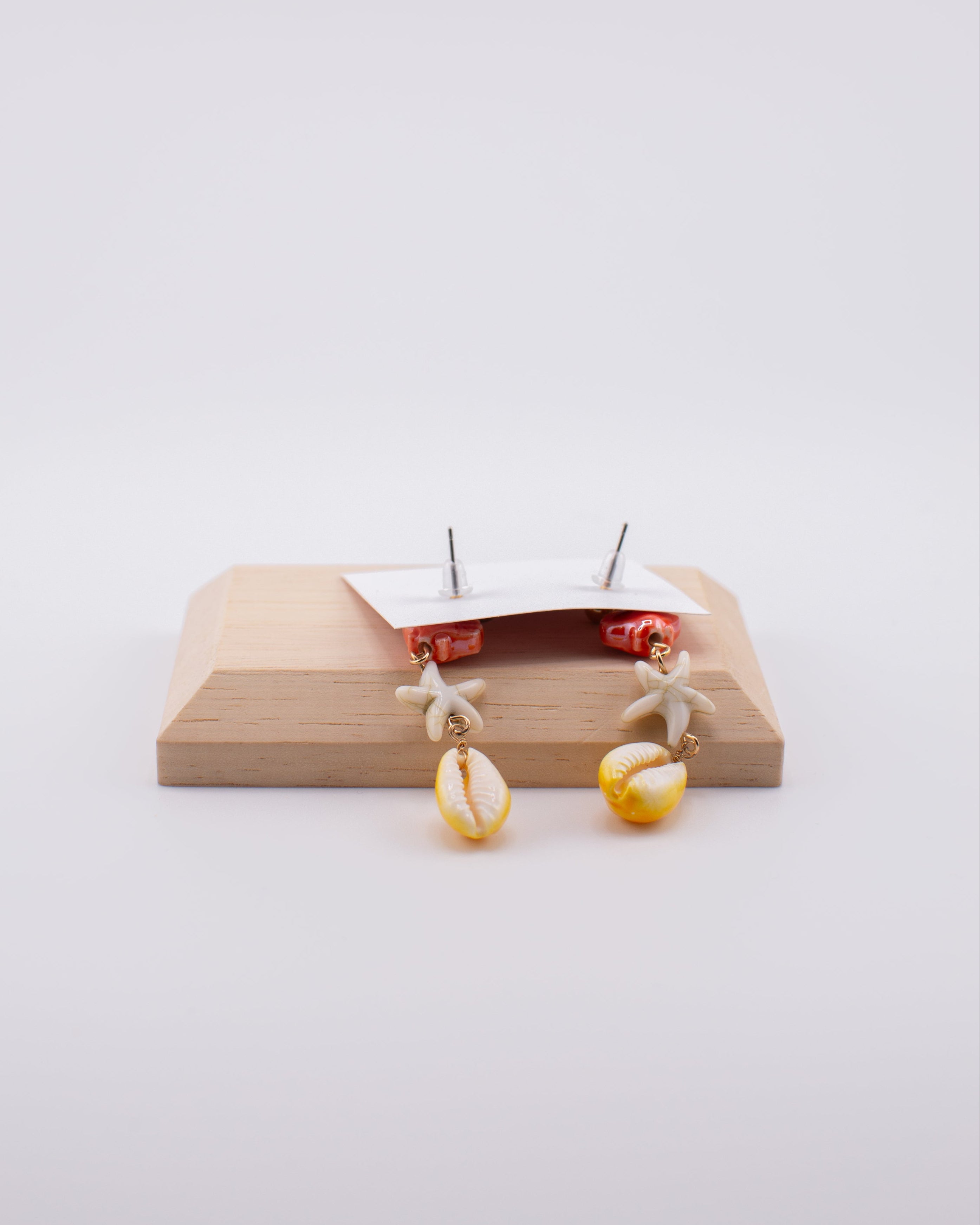 Tangerine Shelly Earrings